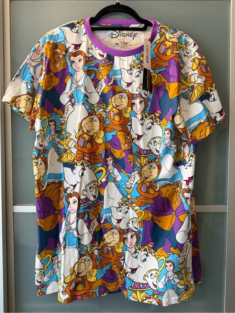 NWT Box Lunch Disney’s Beauty & The Beast Short Sleeve Tee Character Print